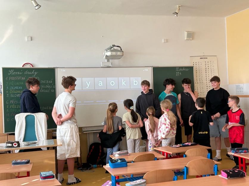 IMG_9533.jpg (108 KB)